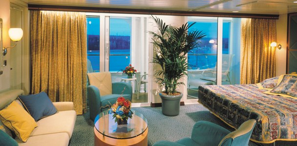 voyager class suite perks
